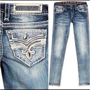 NWT Women’s Rock Revival YADRA Jeans